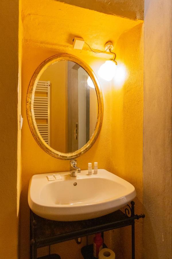 Comfy Apartment Near Palazzo Pitti Флоренція Екстер'єр фото